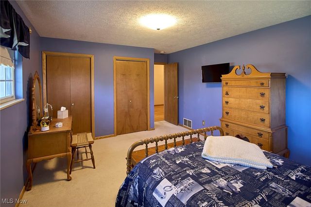 402 Highlawn Drive, Ripley, WV 25271