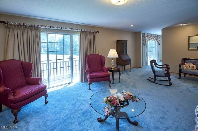 402 Highlawn Drive, Ripley, WV 25271