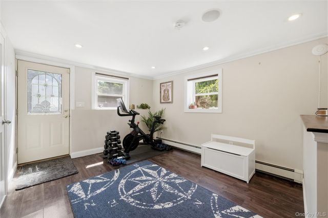 204 Violet Street, Massapequa Park, NY 11762