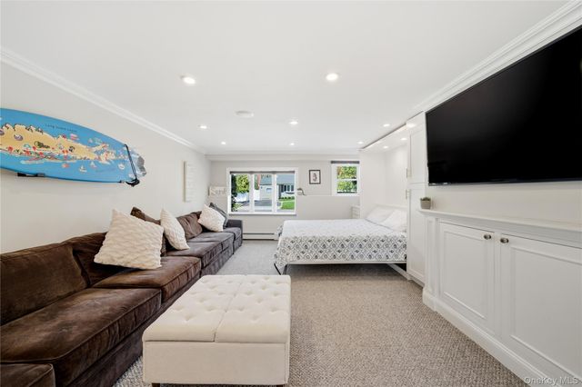 204 Violet Street, Massapequa Park, NY 11762