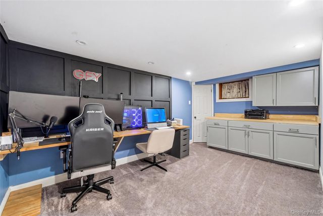 204 Violet Street, Massapequa Park, NY 11762