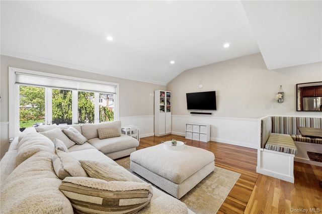 204 Violet Street, Massapequa Park, NY 11762