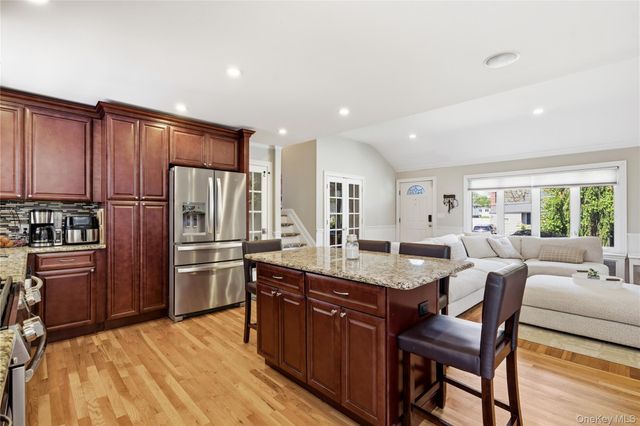 204 Violet Street, Massapequa Park, NY 11762