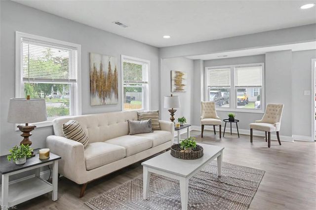 905 Butt ST, Chesapeake, VA 23324