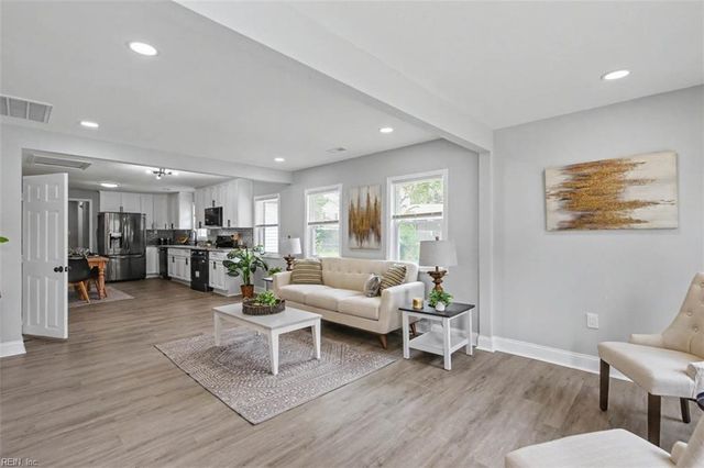 905 Butt ST, Chesapeake, VA 23324