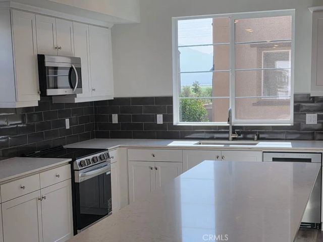 2855 Via Dolomito, Camarillo, CA 93012