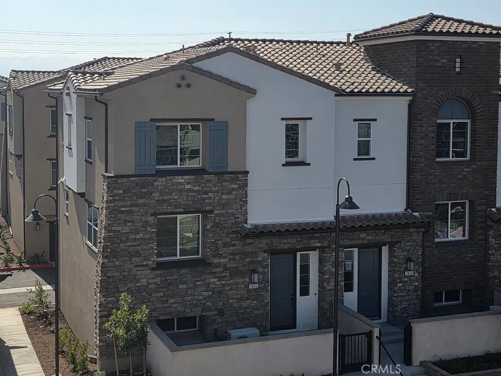 2855 Via Dolomito, Camarillo, CA 93012