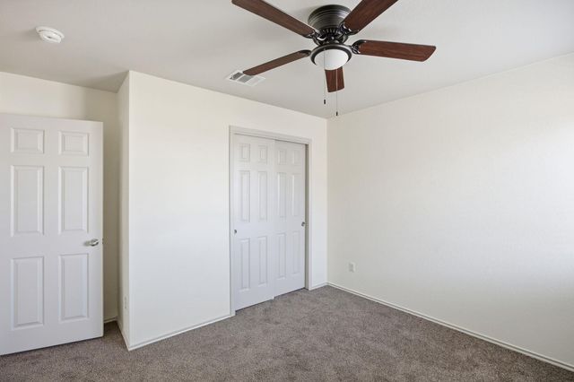 408 Azurite DR, Jarrell, TX 76537