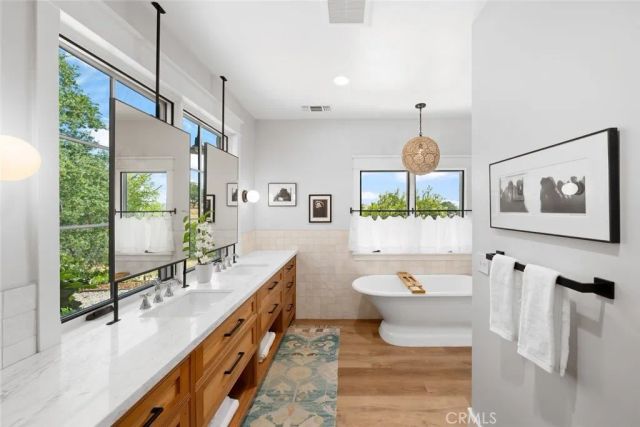 5650 El Pharo Drive, Paso Robles, CA 93446