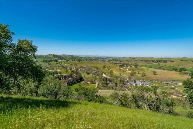 5650 El Pharo Drive, Paso Robles, CA 93446