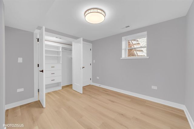 3625 N Nora Avenue, Chicago, IL 60634