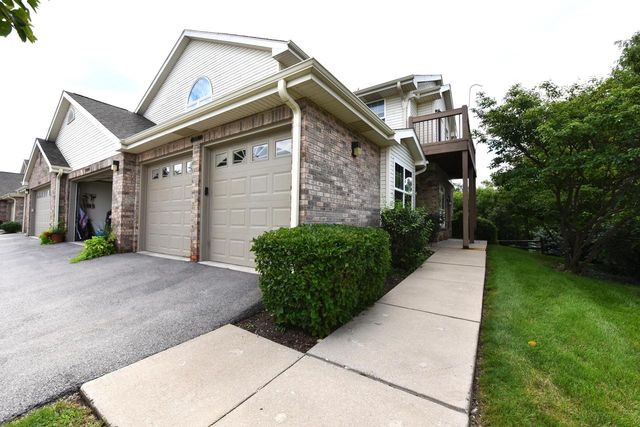 9233 S 51st STREET, Franklin, WI 53132