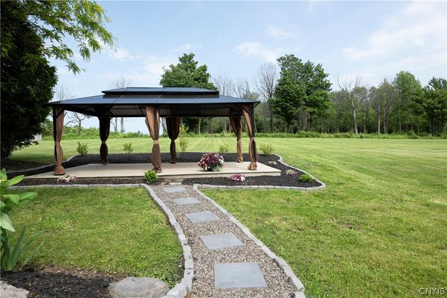 4244 County Line Road, Skaneateles, NY 13152