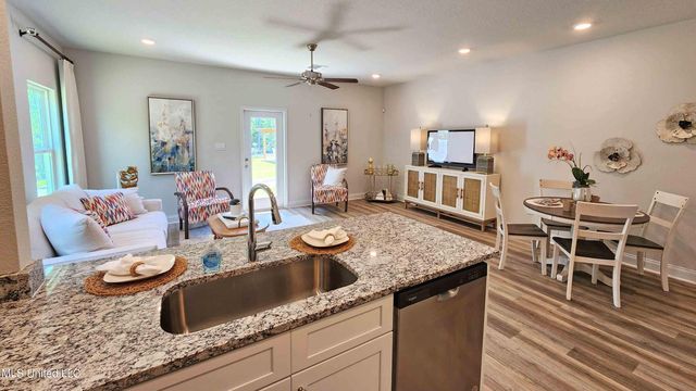 12336 Frazier Lane, Gulfport, MS 39503