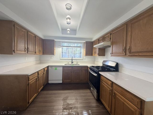 3940 Edgemoor Way, Las Vegas, NV 89121