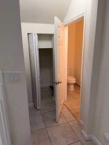 11540 SW 151st Ave, Miami, FL 33196