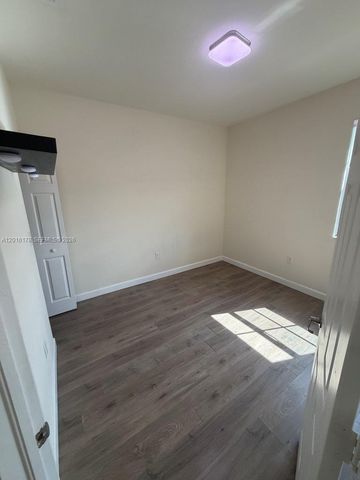 11540 SW 151st Ave, Miami, FL 33196