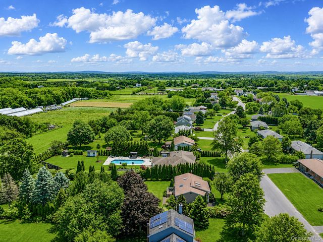 100 Donna Drive, Baiting Hollow, NY 11933