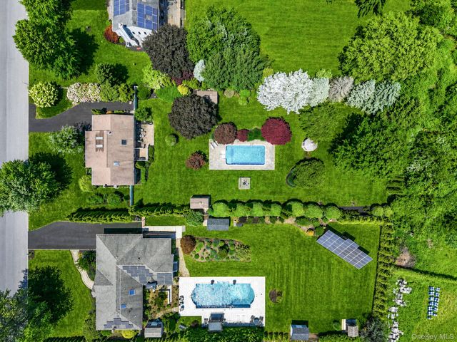 100 Donna Drive, Baiting Hollow, NY 11933