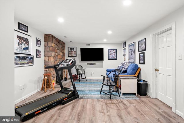 65 SUTPHIN PNES, Yardley, PA 19067