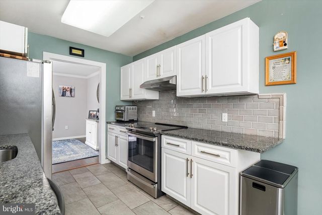 65 SUTPHIN PNES, Yardley, PA 19067