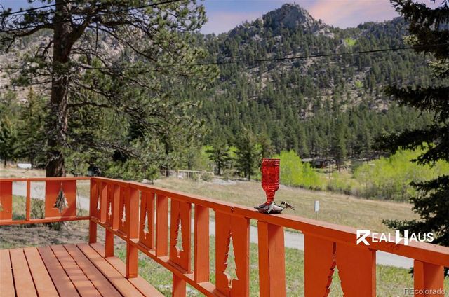 177 Cedar Drive, Lyons, CO 80540