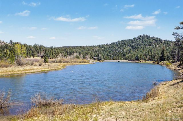 177 Cedar Drive, Lyons, CO 80540