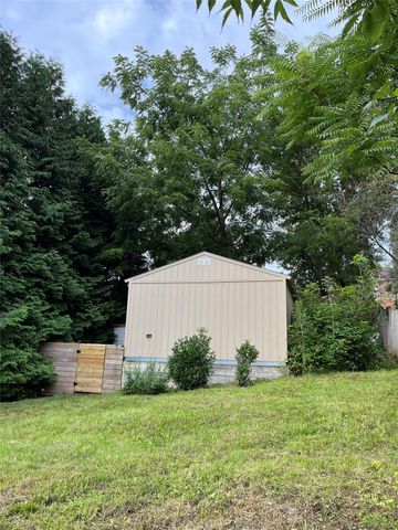 30 Sycamore Street, Kingston, NY 12401