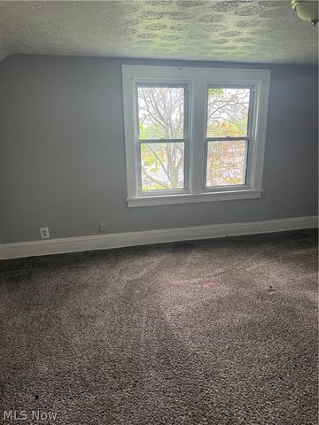 1366 Superior Avenue, Akron, OH 44307