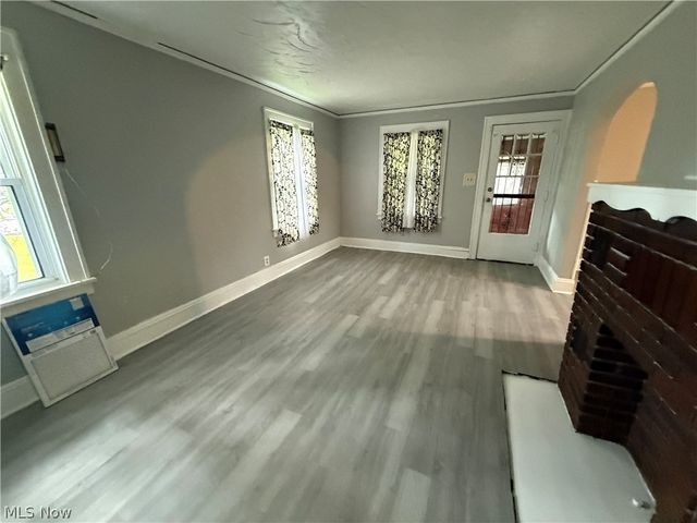1366 Superior Avenue, Akron, OH 44307