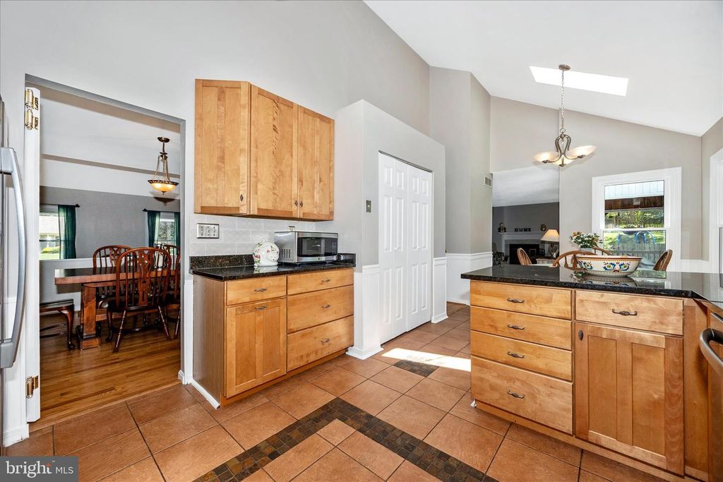 Image 11 of property listing at 1911 STONERIDGE CT, Marriottsville, MD 21104