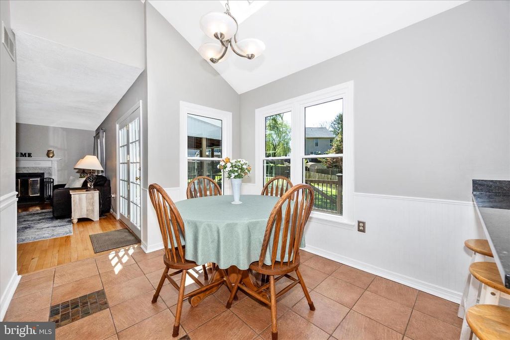 Image 13 of property listing at 1911 STONERIDGE CT, Marriottsville, MD 21104