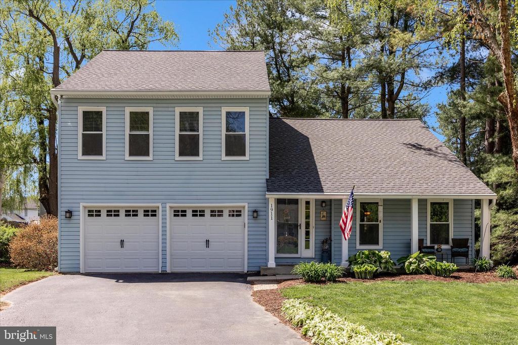 Image 2 of property listing at 1911 STONERIDGE CT, Marriottsville, MD 21104