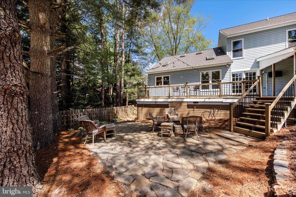 Image 48 of property listing at 1911 STONERIDGE CT, Marriottsville, MD 21104