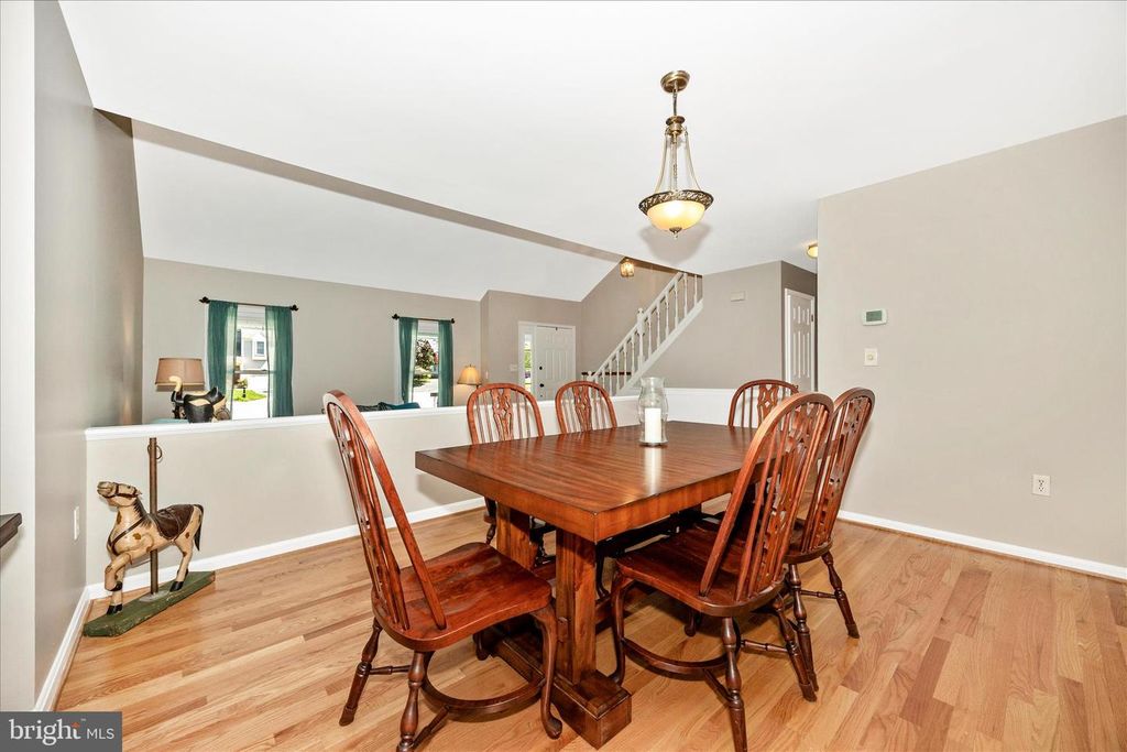 Image 9 of property listing at 1911 STONERIDGE CT, Marriottsville, MD 21104