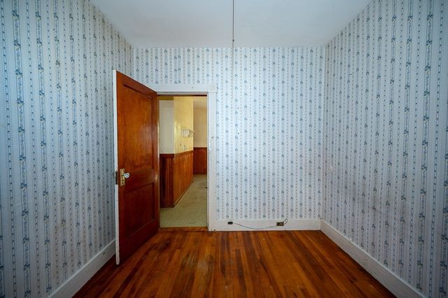 91 Fox St, Worcester, MA 01604