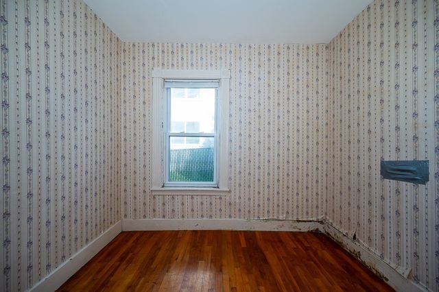 91 Fox St, Worcester, MA 01604