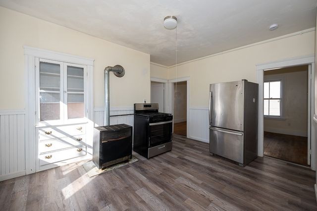 91 Fox St, Worcester, MA 01604