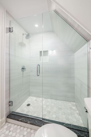 2252 Club Road, Upper Arlington, OH 43221