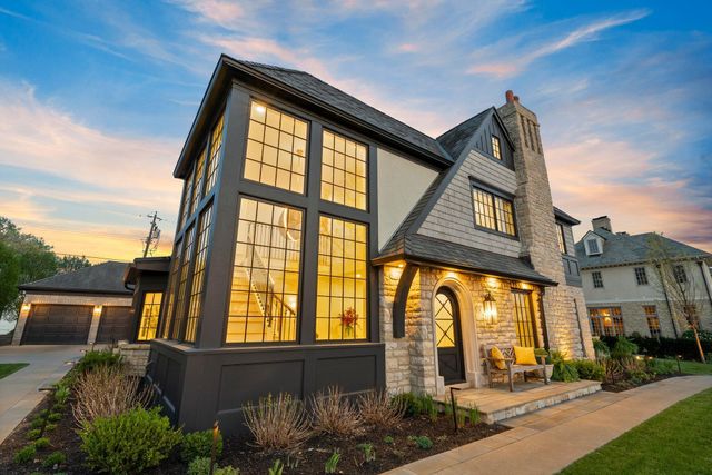 2252 Club Road, Upper Arlington, OH 43221