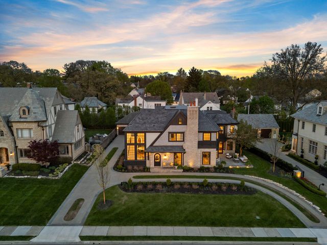 2252 Club Road, Upper Arlington, OH 43221