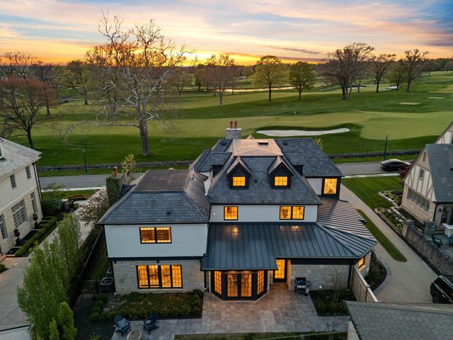 2252 Club Road, Upper Arlington, OH 43221