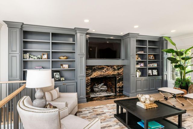 2252 Club Road, Upper Arlington, OH 43221
