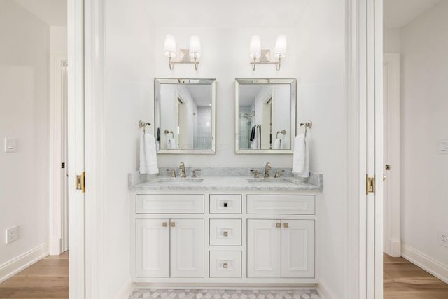 2252 Club Road, Upper Arlington, OH 43221