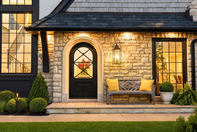 2252 Club Road, Upper Arlington, OH 43221