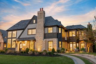 2252 Club Road, Upper Arlington, OH 43221