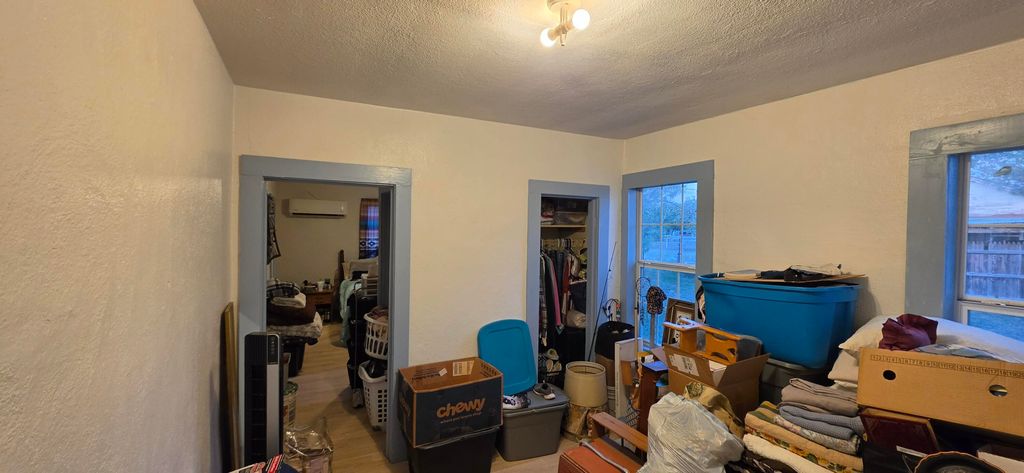 Image 7 of property listing at 612 Duke Street, Eden, TX 76837