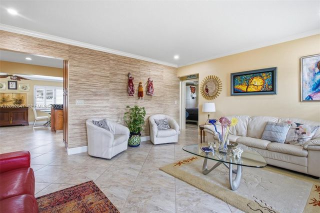 3650 NW 17th Ter, Oakland Park, FL 33309