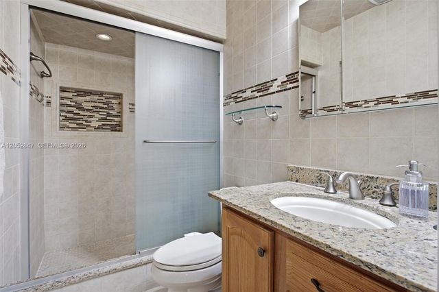 3650 NW 17th Ter, Oakland Park, FL 33309