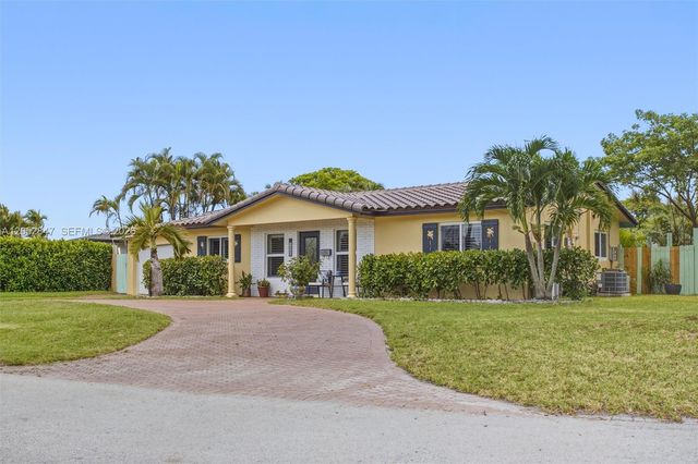 3650 NW 17th Ter, Oakland Park, FL 33309